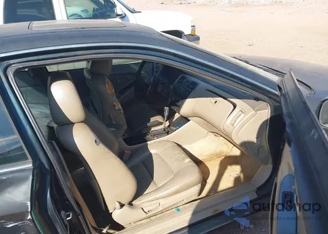 2001 Honda Accord 3.0 Ex из США, поврежденный, VIN 1HGCG22581A010558